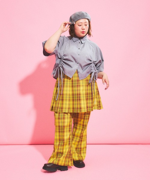 PUNYUS（プニュズ）の「センタープレスチェックフレアパンツ（その他パンツ・レディース・グリーン/ピンク/イエロー・1/2/3/4）」の6枚目の写真