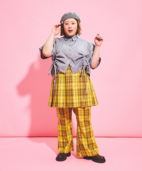 PUNYUS（プニュズ）の「センタープレスチェックフレアパンツ（その他パンツ・レディース・グリーン/ピンク/イエロー・1/2/3/4）」の7枚目の写真