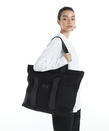 Y-3（ワイスリー）の「Y-3 CH2 UTILITY TOTE（トートバッグ