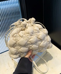 SANSeLF | 【SANSeLF】 ドローストリングミニバッグ ふくらみパディングシェイプ ギャザーキルト saa25s007(ハンドバッグ)