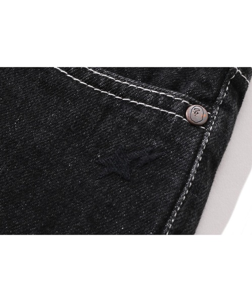 A BATHING APE(アベイシングエイプ)の「CHAMPION LOGO 12 OZ DENIM PANTS(デニムパンツ・レディース・ブラック/インディゴブルー・SMALL/MEDIUM)」の6枚目の写真