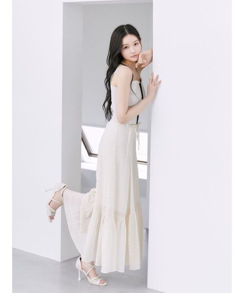 EATME（イートミー）の「ギャザーロングスカート（スカート・レディース・アイボリー/ブラック/ブルー・FREE）」の8枚目の写真