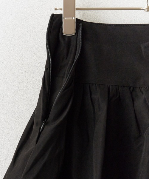 ROOPTOKYO（ループトウキョウ）の「Volume Gather Mini Skirt / ボリューム ギャザーバルーンスカート 秋物 秋服 2026年秋冬（スカート・レディース・ホワイト/チェック/ブラック・FREE）」の22枚目の写真