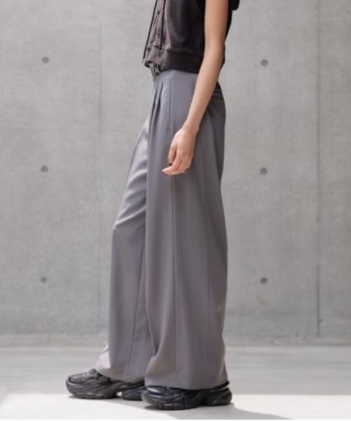 PAGEBOY（ページボーイ）の「イージケアスラックス《マシンウォッシャブル》（スラックス・レディース・ブラック/グレー/ベージュ・SMALL/MEDIUM）」の3枚目の写真