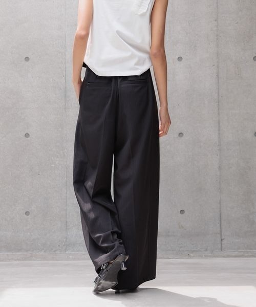 PAGEBOY（ページボーイ）の「イージケアスラックス《マシンウォッシャブル》（スラックス・レディース・ブラック/グレー/ベージュ・SMALL/MEDIUM）」の17枚目の写真