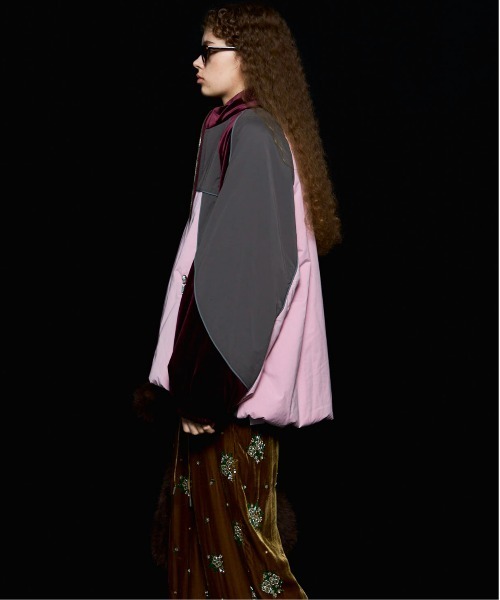 MAISON SPECIAL(メゾンスペシャル)の「Velour Combination Puffer Blouson/ベロアコンビパッファーブルゾン(ブルゾン・レディース・グリーン/ピンク/ホワイト・FREE)」の8枚目の写真