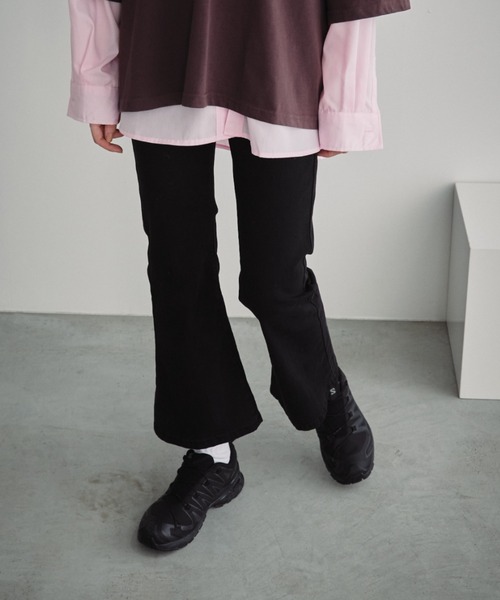 Auntie Rosa Holiday(アンティローザホリデー)の「セミフレアストレッチパンツ / サイズ展開あり(その他パンツ・レディース・ブラック・SMALL/MEDIUM)」の7枚目の写真