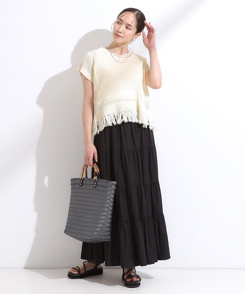 Cutie Blonde(キューティーブロンド)の「【S-LL】裾フリンジマクラメVネックニット(ニット/セーター・レディース・オレンジ/アイボリー/ダークブラウン・04/03/02/01)」の8枚目の写真