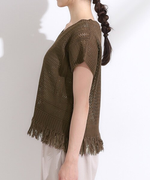 Cutie Blonde(キューティーブロンド)の「【S-LL】裾フリンジマクラメVネックニット(ニット/セーター・レディース・オレンジ/アイボリー/ダークブラウン・04/03/02/01)」の19枚目の写真