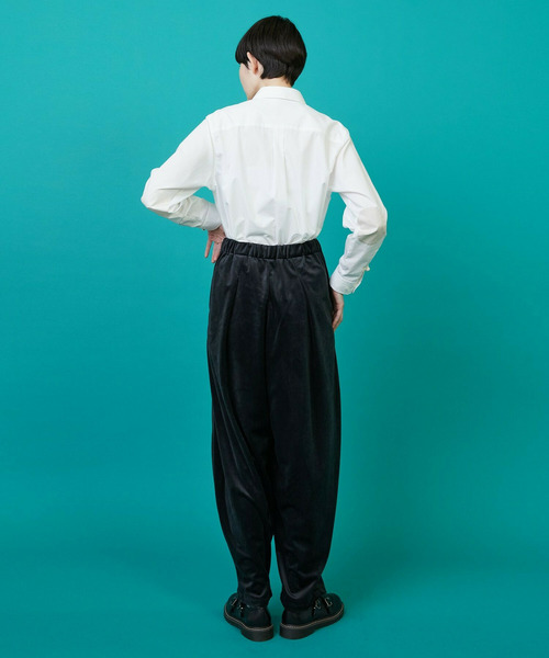 FRAPBOIS（フラボア）の「ベロアサール パンツ（その他パンツ・レディース・ブラック/ネイビー・1/0）」の10枚目の写真