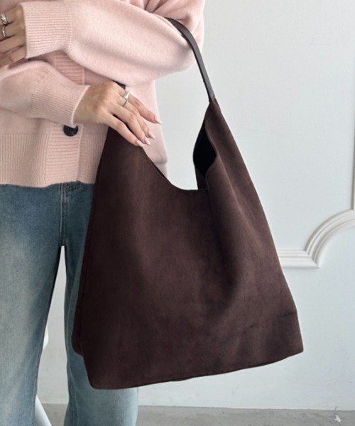 wears（ウェアーズ）の「ポーチ付き スウェード風ワンハンドルバッグ（トートバッグ・レディース・ブラック/ダークブラウン/キャメル/ベージュ・FREE）」の3枚目の写真
