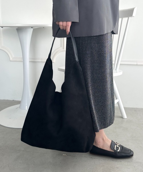 wears（ウェアーズ）の「ポーチ付き スウェード風ワンハンドルバッグ（トートバッグ・レディース・ブラック/ダークブラウン/キャメル/ベージュ・FREE）」の11枚目の写真