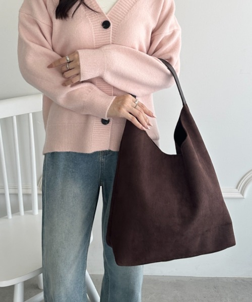 wears（ウェアーズ）の「ポーチ付き スウェード風ワンハンドルバッグ（トートバッグ・レディース・ブラック/ダークブラウン/キャメル/ベージュ・FREE）」の18枚目の写真