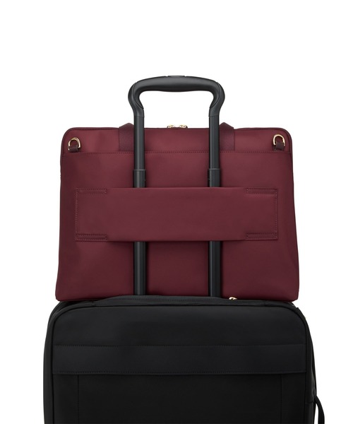 TUMI（トゥミ）の「VOYAGEUR 「ベニン」ラップトップ・キャリア（A4/PC15インチまで対応）（ビジネスバッグ・レディース・ワイン・FREE）」の6枚目の写真