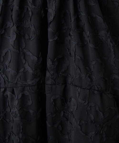 w closet(ダブルクローゼット)の「フラワーレースロングキャミワンピース(ワンピース・レディース・サックスブルー/ブラック/オフホワイト・FREE)」の21枚目の写真