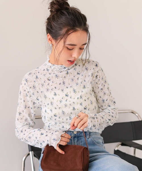 titivate(ティティベイト)の「フラワーレースボトルネックトップス(Tシャツ/カットソー・レディース・オフホワイト/ナチュラル/イエロー・M)」の9枚目の写真