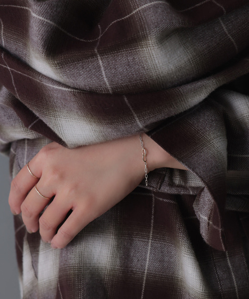 Lilas（リラ）の「【SAMH by LILAS】デタッチャブルCスライドブレスレット K10*SV（ブレスレット・レディース・シルバー・FREE）」の2枚目の写真