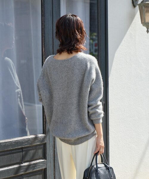 抜け感シルエット】ヘアリーウール片畦Vネックニット（ニット/セーター