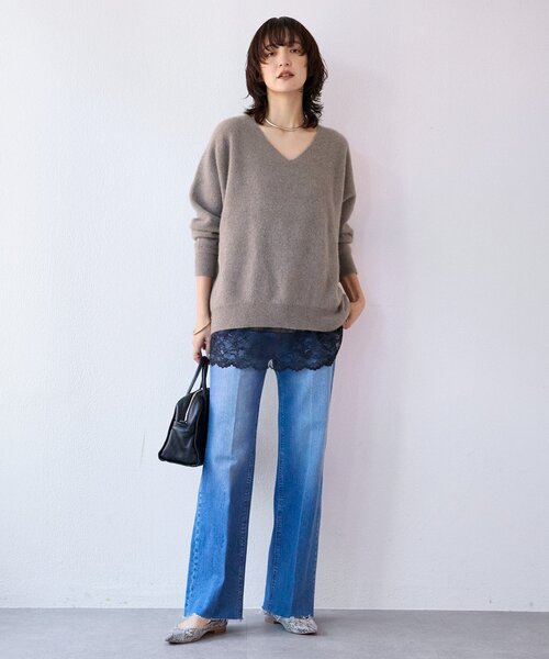 RIVE DROITE（リヴドロワ）の「【抜け感シルエット】ヘアリーウール片畦Vネックニット（ニット/セーター・レディース・バーガンディー/ライトベージュ/グレー系その他/グレー/チャコールグレー/バイオレット・FREE）」の15枚目の写真