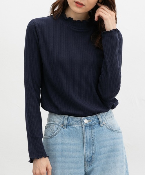 Honeys（ハニーズ）の「メローハイネックＴ（Tシャツ/カットソー・レディース・アイボリー/ピンク/ダークブラウン系/ネイビー/イエロー/オフホワイト/ブラック/スモーキーグリーン系/ラベンダー・M/LL/L/S）」の6枚目の写真