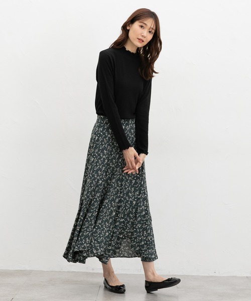 Honeys（ハニーズ）の「メローハイネックＴ（Tシャツ/カットソー・レディース・アイボリー/ピンク/ダークブラウン系/ネイビー/イエロー/オフホワイト/ブラック/スモーキーグリーン系/ラベンダー・M/LL/L/S）」の12枚目の写真