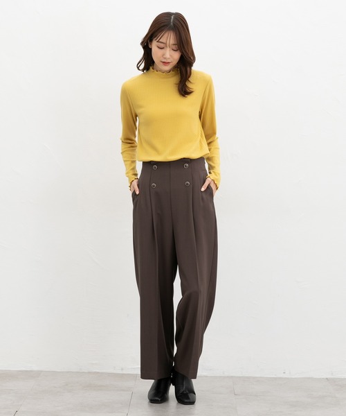 Honeys（ハニーズ）の「メローハイネックＴ（Tシャツ/カットソー・レディース・アイボリー/ピンク/ダークブラウン系/ネイビー/イエロー/オフホワイト/ブラック/スモーキーグリーン系/ラベンダー・M/LL/L/S）」の19枚目の写真