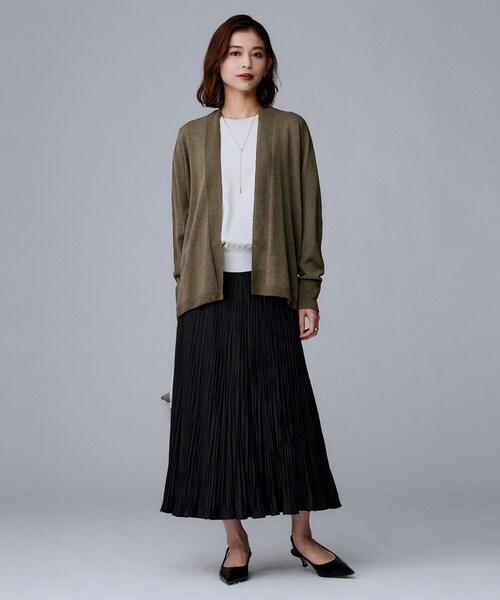 UNTITLED（アンタイトル）の「【きれいめ羽織り/オフィス】釦レスカーディガン（カーディガン/ボレロ・レディース・ブラウン系その他/ブラック・00/02/04/44）」の5枚目の写真