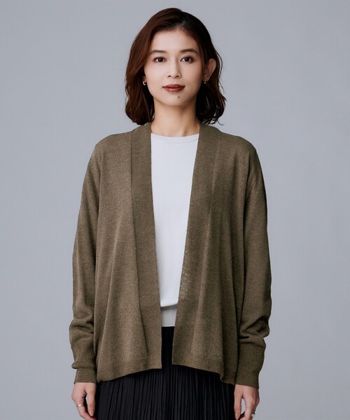 UNTITLED（アンタイトル）の「【きれいめ羽織り/オフィス】釦レスカーディガン（カーディガン/ボレロ・レディース・ブラウン系その他/ブラック・00/02/04/44）」の7枚目の写真