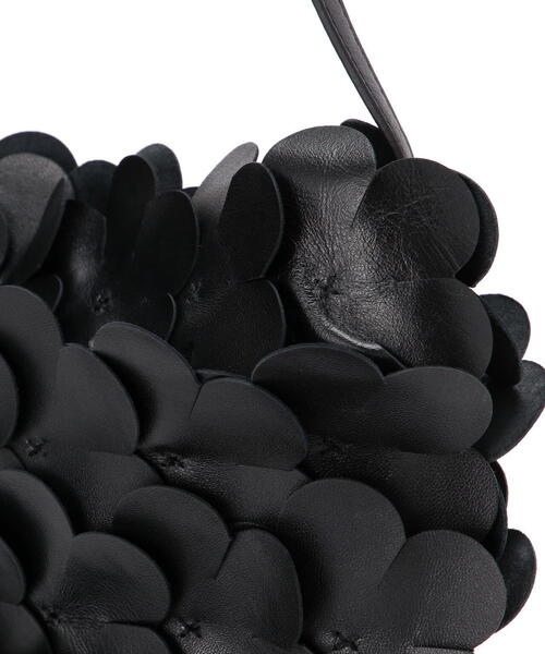 JAMIRAY（ジャミレイ）の「【JAMIRAY / ジャミレイ】FLOWER SQUARE BAG　S（ハンドバッグ・レディース・ブラック・ONE SIZE）」の5枚目の写真