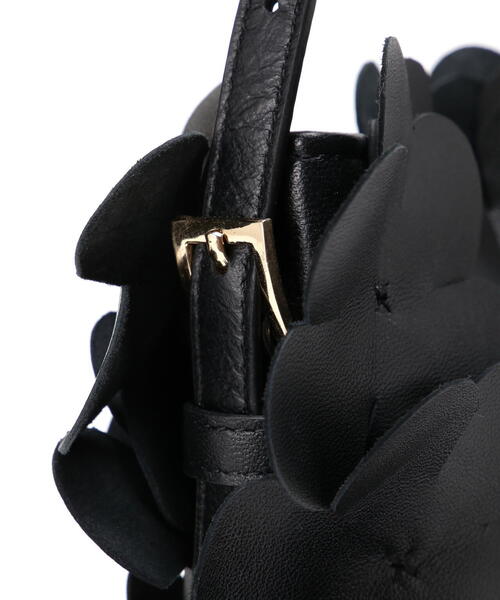 JAMIRAY（ジャミレイ）の「【JAMIRAY / ジャミレイ】FLOWER SQUARE BAG　S（ハンドバッグ・レディース・ブラック・ONE SIZE）」の6枚目の写真