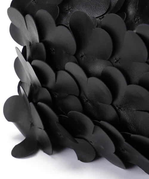 JAMIRAY（ジャミレイ）の「【JAMIRAY / ジャミレイ】FLOWER SQUARE BAG　S（ハンドバッグ・レディース・ブラック・ONE SIZE）」の7枚目の写真