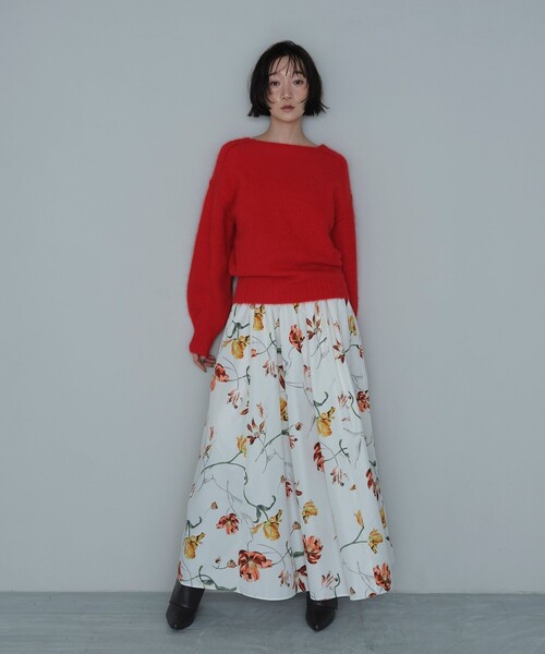 EMMEL REFINES＞EM ミディアムフラワープリント ボリューム スカート