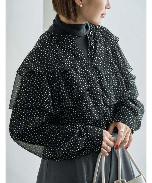 IENA イエナ ドット楊柳フリルブラウス　ブラック 楊柳フリルピンタックブラウス（シャツ／ブラウス）｜IENA