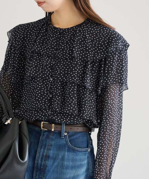 IENA（イエナ）の「《一部カラーWEB・一部店舗限定/追加》楊柳フリルブラウス（シャツ/ブラウス・レディース・ブラック系その他/ブラック/ダークブルー/チョコ・FREE）」の4枚目の写真