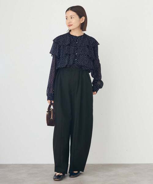 IENA（イエナ）の「《一部カラーWEB・一部店舗限定/追加》楊柳フリルブラウス（シャツ/ブラウス・レディース・ブラック系その他/ブラック/ダークブルー/チョコ・FREE）」の11枚目の写真