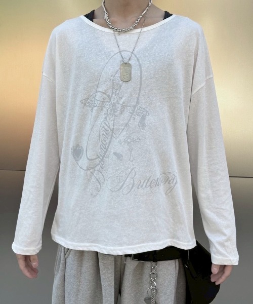 Never mind the XU / Chikashitsu+（ネバーマインド ザ エックスユー / チカシツプラス）の「【nmtc +】vintage cross long sleeve / 【エヌエムティーシープラス】ビンテージクロスデザイン長袖Tシャツ（Tシャツ/カットソー・メンズ・ホワイト・ONE SIZE）」の8枚目の写真