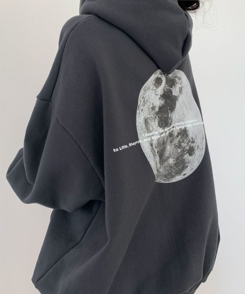 emi+（エミプラス）の「オーバーサイズスウェットパーカー（パーカー・レディース・ブラック/グレー/チャコールグレー・FREE）」の2枚目の写真