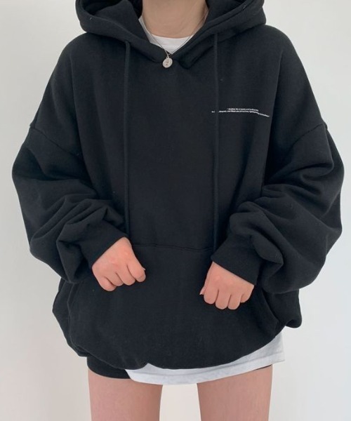 emi+（エミプラス）の「オーバーサイズスウェットパーカー（パーカー・レディース・ブラック/グレー/チャコールグレー・FREE）」の8枚目の写真