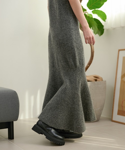 LAULEN(ローレン)の「mermaid sleeveless long knit dress /マーメイドノースリーブロングニットドレス(ワンピース・レディース・ブラウン/ブラック/グレー/ベージュ・FREE)」の16枚目の写真