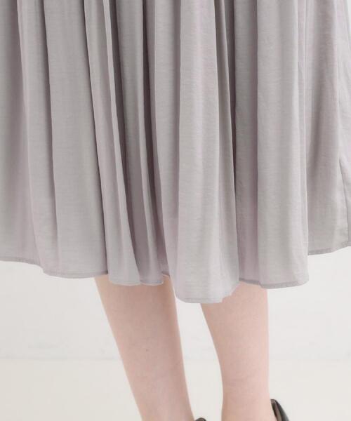 SHOO・LA・RUE（シューラルー）の「【洗濯機可/着丈選べる】オンにもオフにも 軽やかプリーツスカート（スカート・レディース・ネイビー/ライトグレー/ライトベージュ/ブラック・00/11）」の8枚目の写真