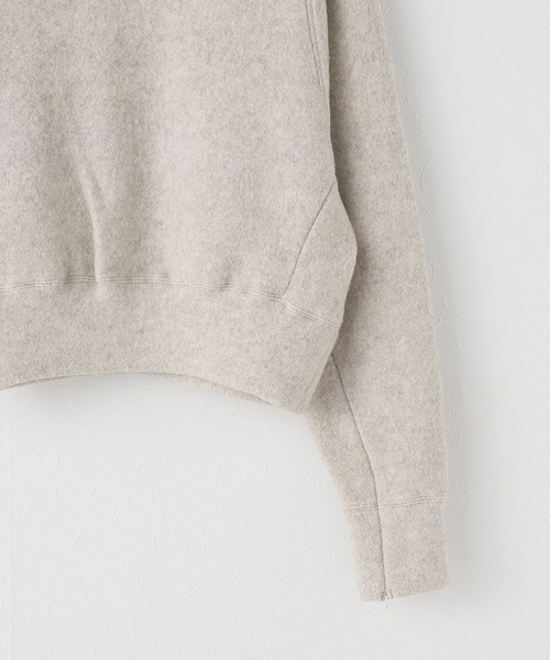 SEEALL（シーオール）の「【SEEALL/シーオール】SLIT SLEEVE SWEAT:スウェット（スウェット・レディース・ベージュ・MEDIUM）」の3枚目の写真