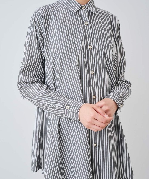 IEDIT(イディット)の「IEDIT テントラインで体形カバー 長め丈ブラウス(シャツ/ブラウス・レディース・グレー/ブルー・L/M/3L/LL/4L/S)」の11枚目の写真