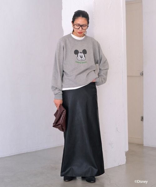 AKTE（アクテ）の「ミッキーマウススウェットプルオーバー（スウェット・レディース・オフホワイト/グレー・FREE）」の3枚目の写真
