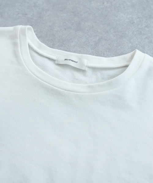 SOLAMONAT(ソラモナ)の「ミニ裏毛 ベーシッククルーネックカットソー(Tシャツ/カットソー・レディース・ホワイト/ブラック・L/M)」の9枚目の写真