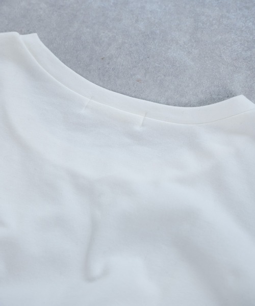 SOLAMONAT(ソラモナ)の「ミニ裏毛 ベーシッククルーネックカットソー(Tシャツ/カットソー・レディース・ホワイト/ブラック・L/M)」の11枚目の写真