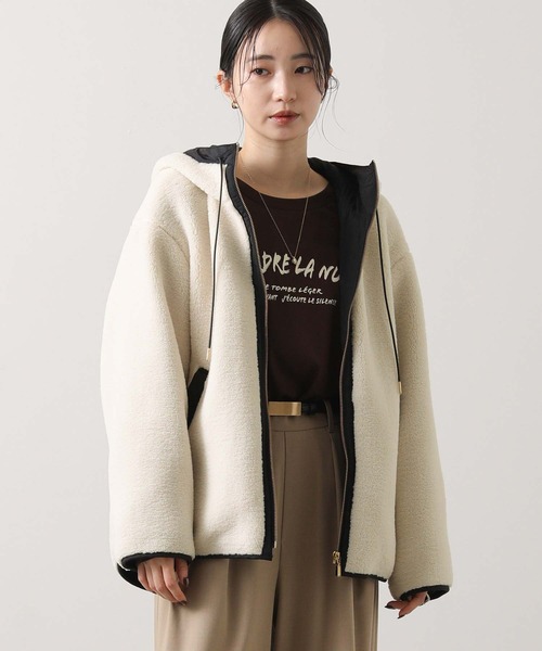 Gready Brilliant（グレディブリリアン）の「ボアバイカラーフード