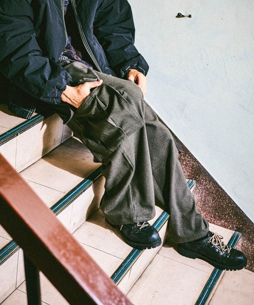 niko and...（ニコアンド）の「TRフラノワイドカーゴパンツ（カーゴパンツ・メンズ・チャコール/カーキ・MEDIUM/LARGE）」の8枚目の写真