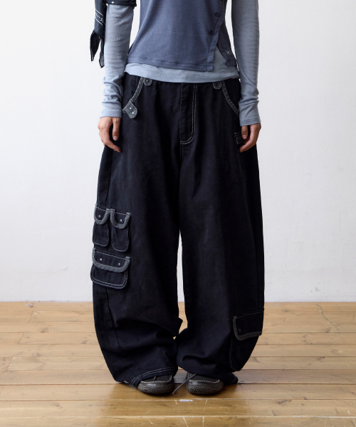 THECOLDESTMOMENT(ザコールデストモーメント)の「TCM multi cargo pants (black)(その他パンツ・レディース・その他・SMALL/MEDIUM/LARGE)」の1枚目の写真