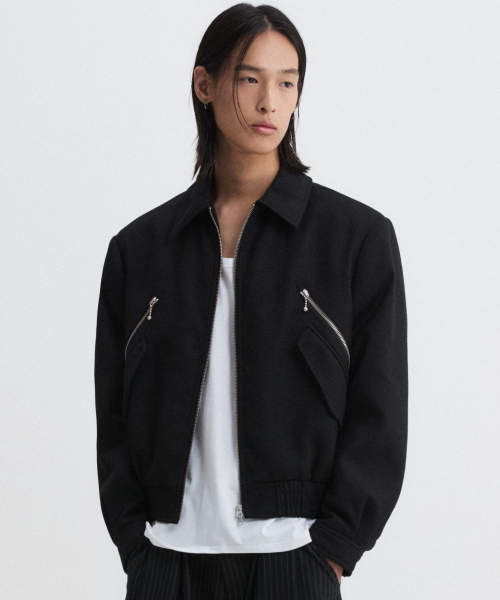 DNSR(ディーエヌエスアール)の「スラッシュクロップジャケットブラック(ブルゾン・メンズ・その他・MEDIUM/LARGE/X-LARGE)」の1枚目の写真