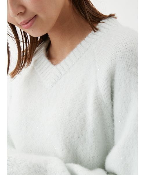 セール】スパンコールVネックシャギーニット（ニット/セーター）｜Mila